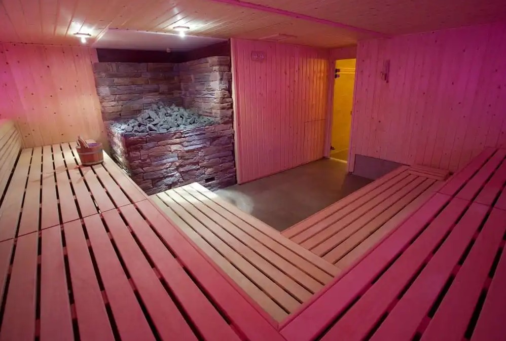 Sauna-Traditionnel.jpg